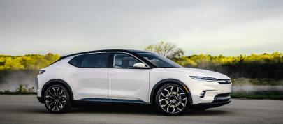 Chrysler Airflow Concept (2022) - picture 4 of 52