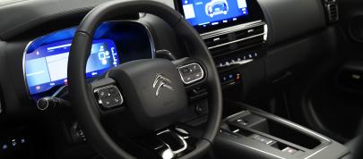 Citroen C5 Aircross (2022) - picture 15 of 16