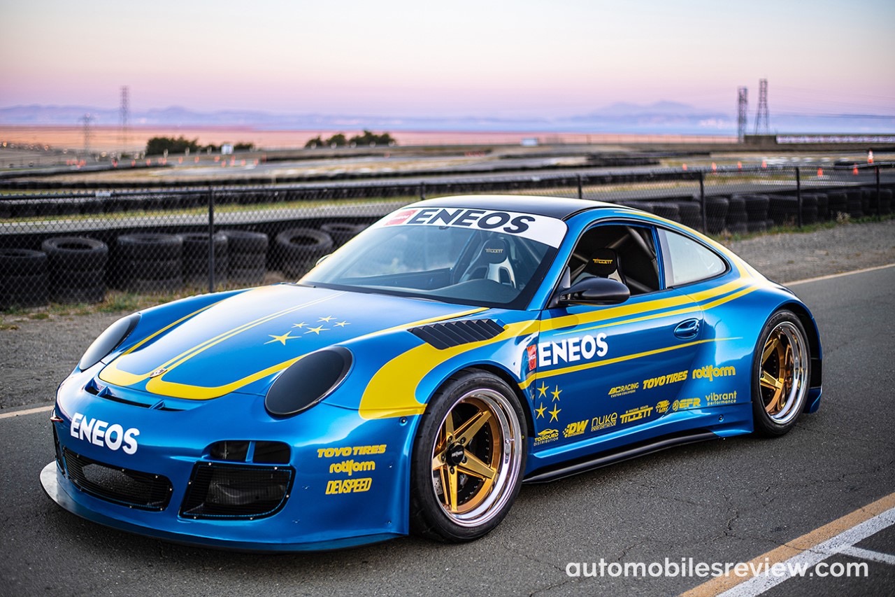 ENEOS Porsche 911 GT3 STI