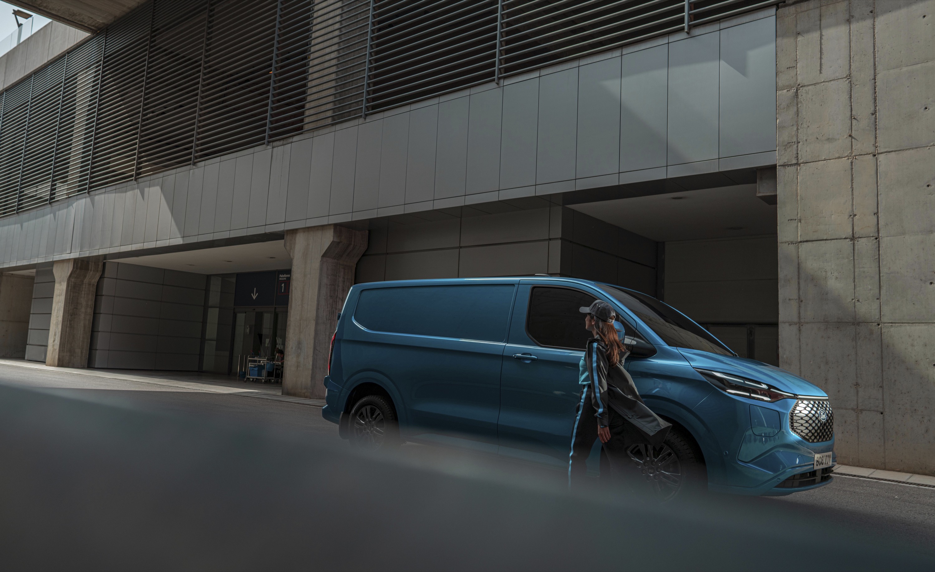 Ford E-Transit Custom