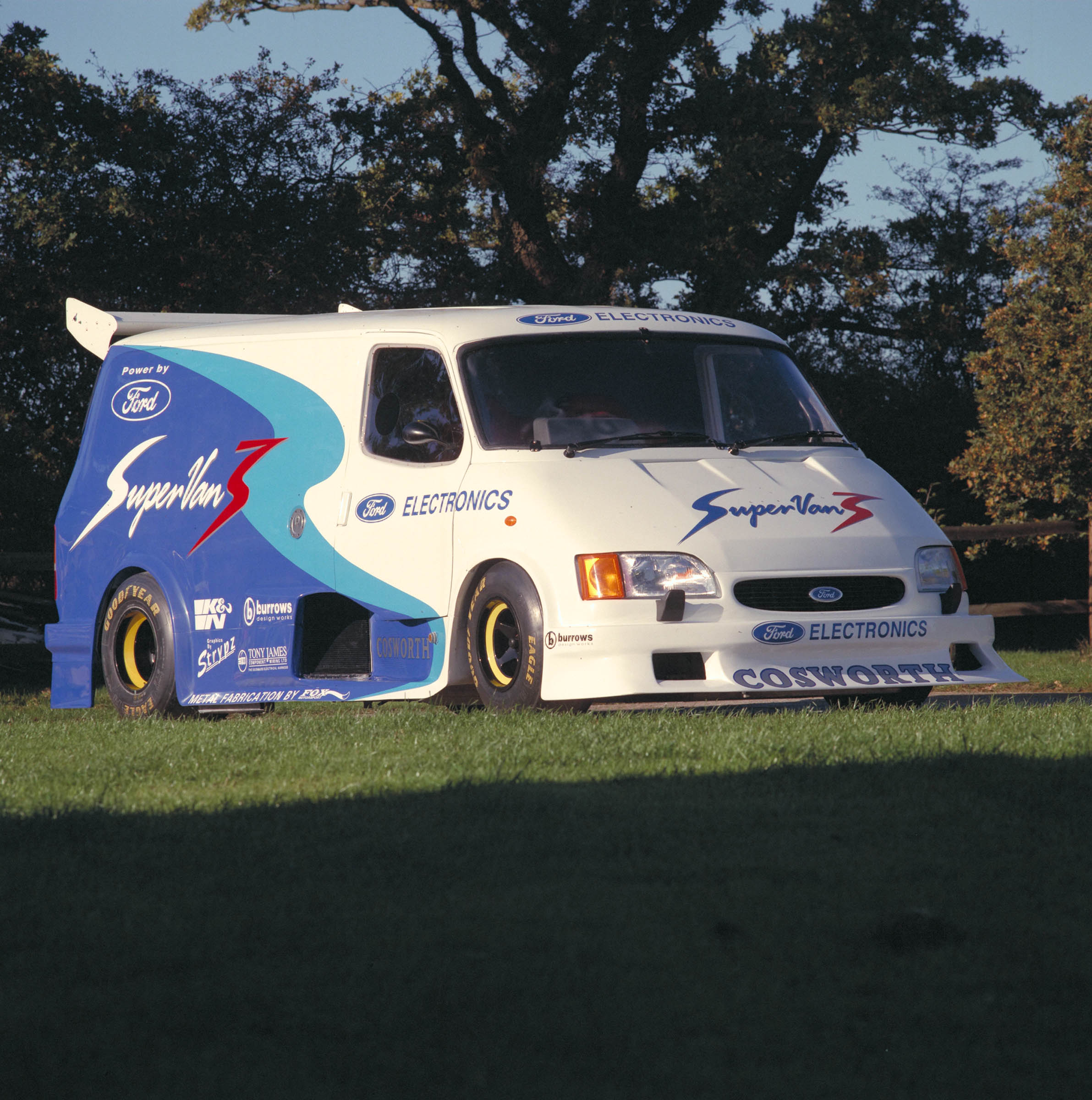 Ford e-Transit SuperVan