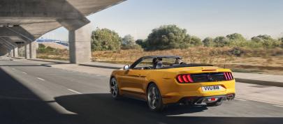 Ford Mustang California Special (2022) - picture 7 of 17
