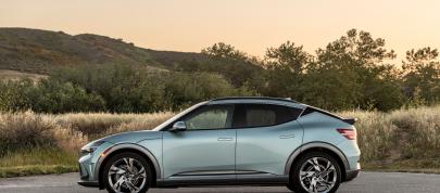 Genesis GV60 (2022) - picture 4 of 38