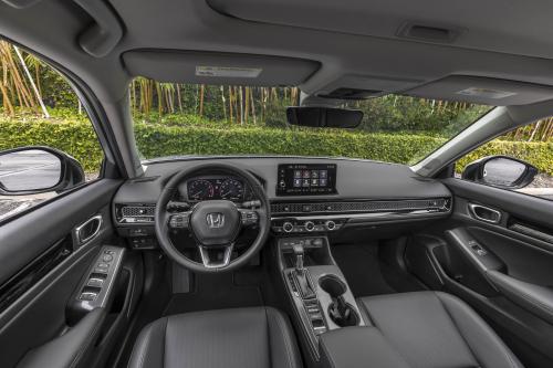 Honda Civic Sedan (2022) - picture 16 of 25