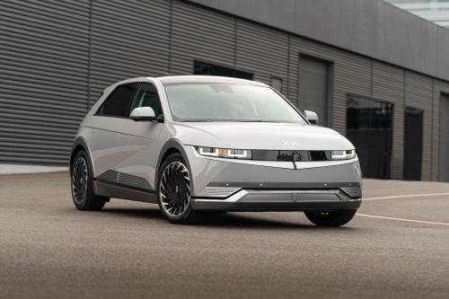 Hyundai IONIQ 5 (2022) - picture 1 of 11