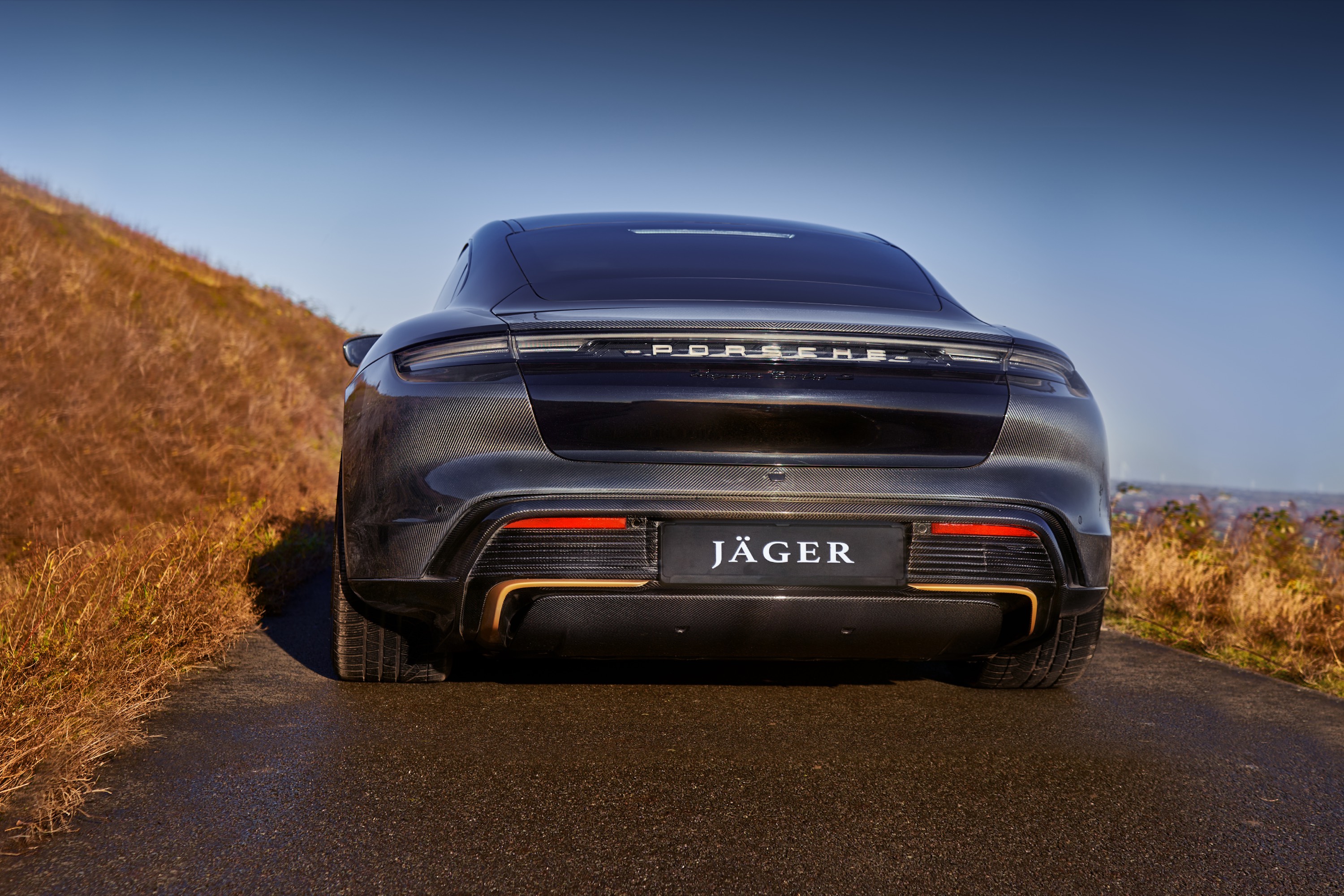 JAGER Porsche Taycan