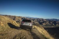 Jeep Cherokee Trailhawk (2022) - picture 18 of 47