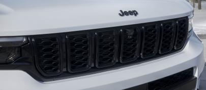 Jeep Grand Cherokee L Limited Black Package (2022) - picture 4 of 8