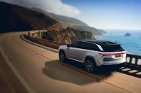 thumbnail image of 2022 Jeep Wagoneer S Concept