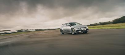 Kia EV6 GT (2022) - picture 4 of 12