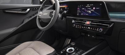 Kia Niro (2022) - picture 12 of 22