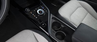 Kia Niro (2022) - picture 15 of 22