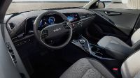 Kia Niro (2022) - picture 7 of 22