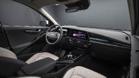 Kia Niro (2022) - picture 8 of 22