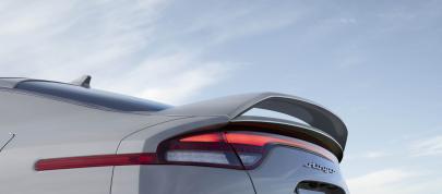 Kia Stinger (2022) - picture 4 of 41