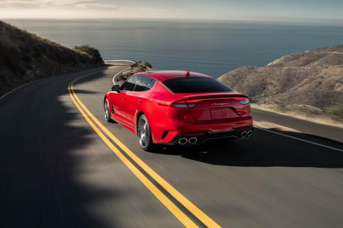 Kia Stinger (2022) - picture 17 of 41