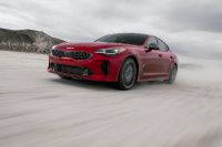 Kia Stinger (2022) - picture 10 of 41