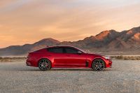 Kia Stinger (2022) - picture 14 of 41