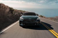 Kia Stinger (2022) - picture 18 of 41