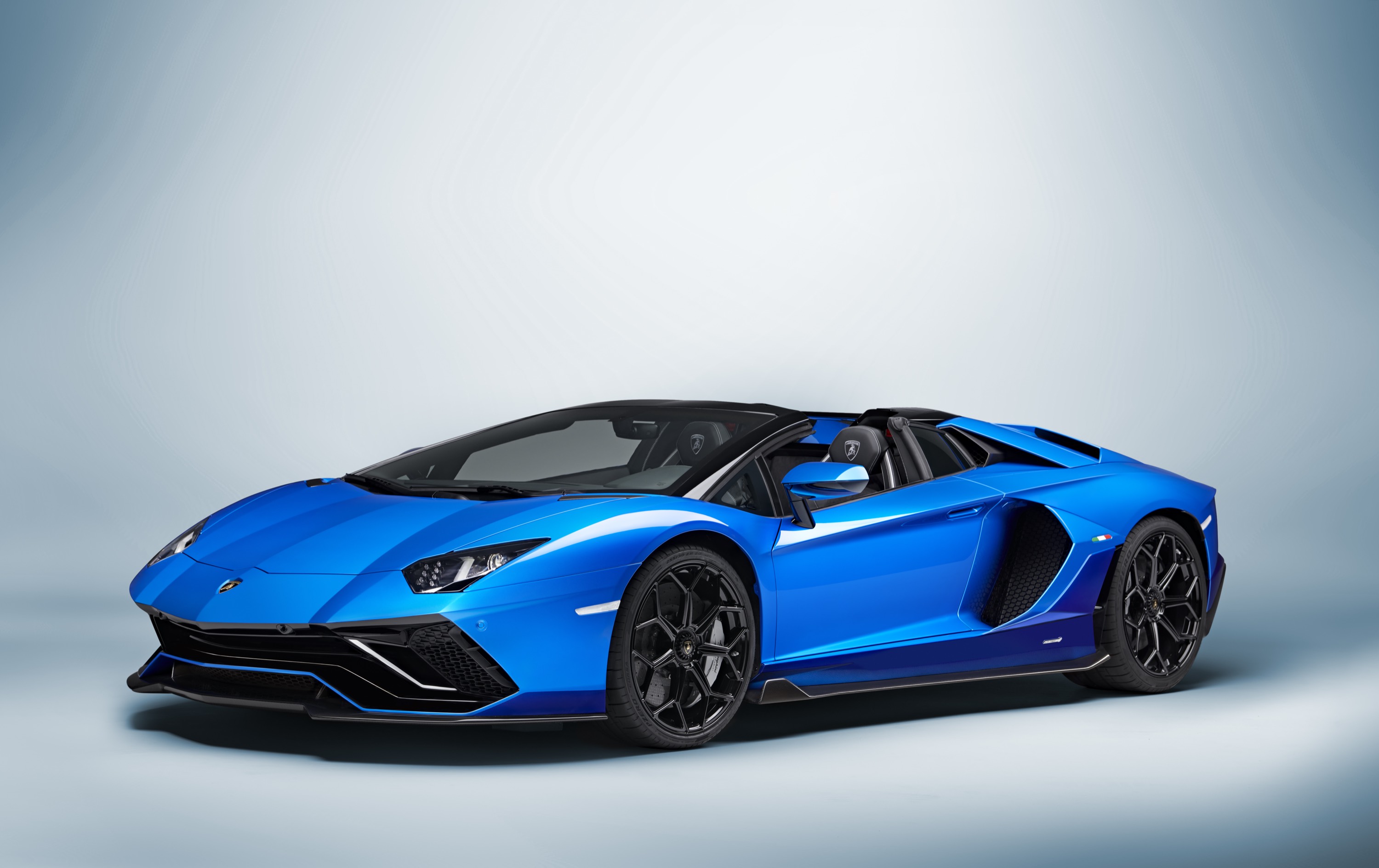 Lamborghini Aventador LP780-4 Ultimae Roadster