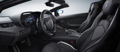 Lamborghini Aventador LP780-4 Ultimae Roadster (2022) - picture 28 of 32