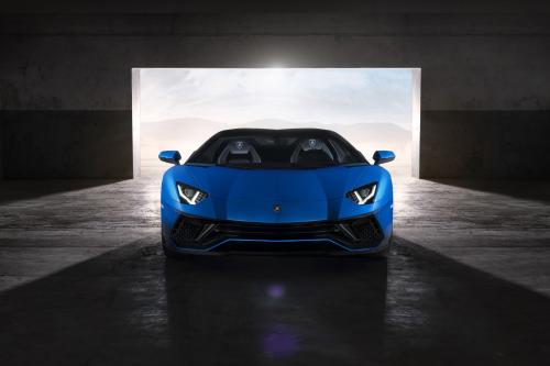 Lamborghini Aventador LP780-4 Ultimae Roadster (2022) - picture 9 of 32