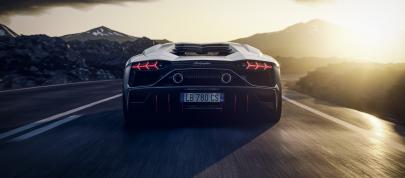 Lamborghini Aventador LP780-4 Ultimae (2022) - picture 20 of 35