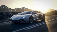 Lamborghini Aventador LP780-4 Ultimae (2022) - picture 13 of 35