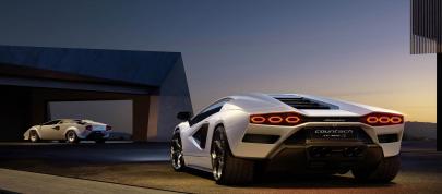 Lamborghini Countach LPI 800-4 (2022) - picture 20 of 31