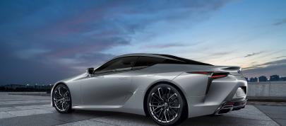Lexus LC 500 Inspiration Series (2022) - picture 4 of 9