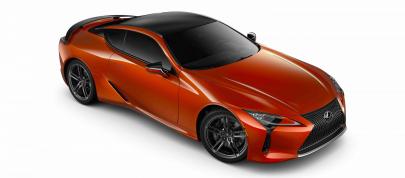 Lexus LC 500 / 500h (2022) - picture 28 of 70