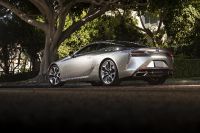 Lexus LC 500 / 500h (2022) - picture 2 of 70