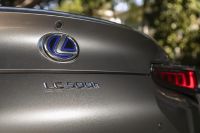 Lexus LC 500 / 500h (2022) - picture 8 of 70