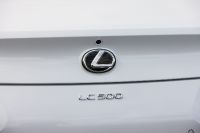Lexus LC 500 / 500h (2022) - picture 42 of 70