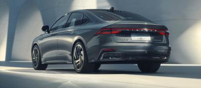 Lincoln Zephyr (2022) - picture 7 of 10