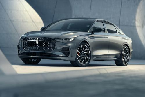 Lincoln Zephyr (2022) - picture 1 of 10