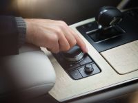 Mazda CX-60 Takumi (2022) - picture 45 of 47