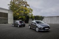 Mazda2 Hybrid (2022) - picture 1 of 23