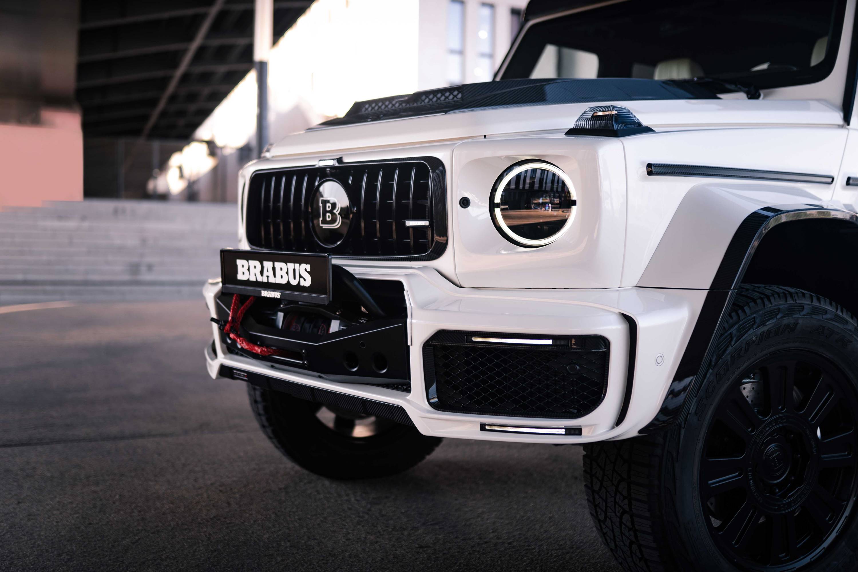 Mercedes-AMG G 63 BRABUS 800 Adventure XLP SUPERWHITE