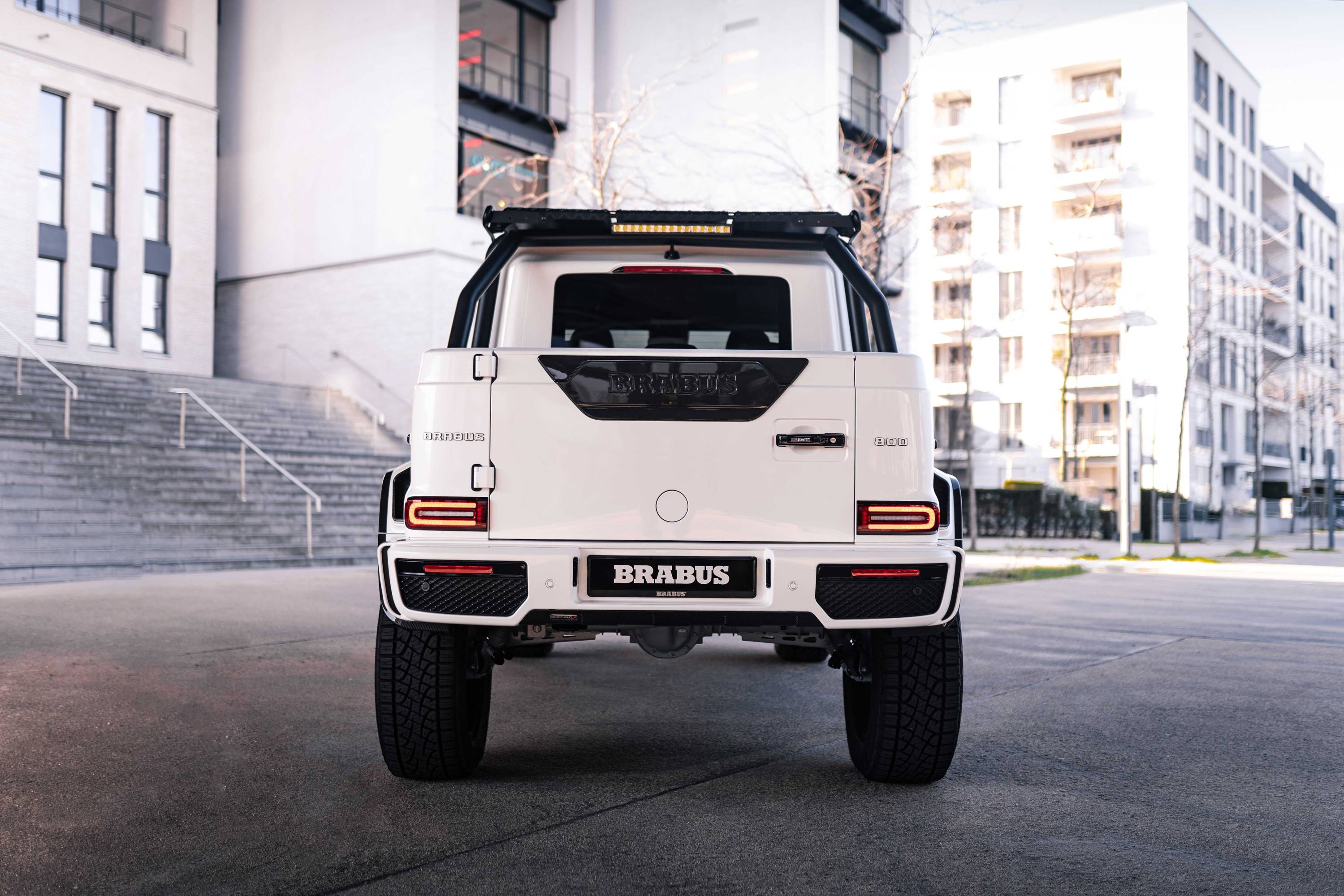 Mercedes-AMG G 63 BRABUS 800 Adventure XLP SUPERWHITE