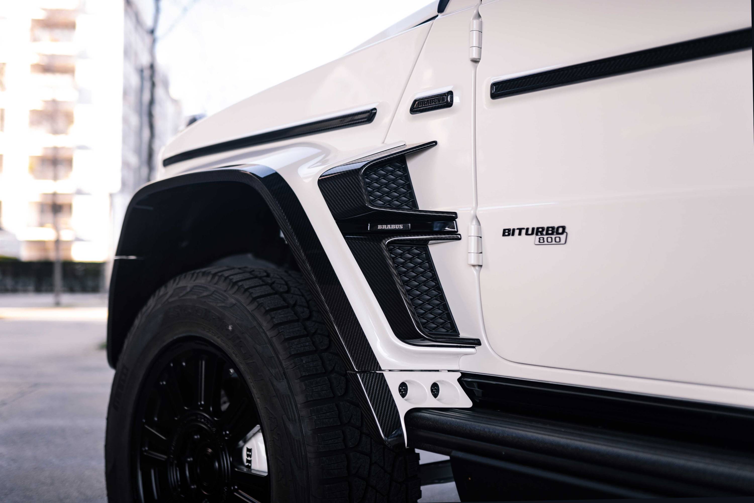 Mercedes-AMG G 63 BRABUS 800 Adventure XLP SUPERWHITE