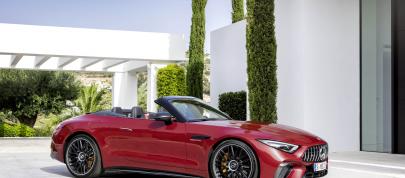 Mercedes-Benz AMG SL (2022) - picture 39 of 62