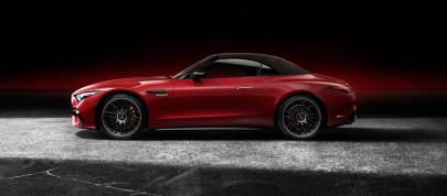 Mercedes-Benz AMG SL (2022) - picture 55 of 62