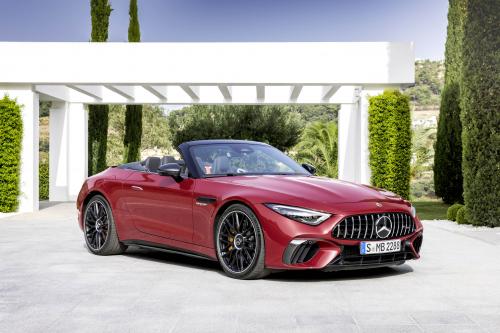 Mercedes-Benz AMG SL (2022) - picture 40 of 62