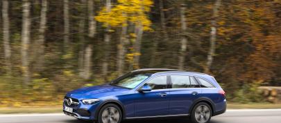 Mercedes-Benz C-Class All-Terrain (2022) - picture 12 of 40
