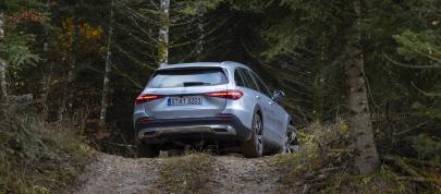 Mercedes-Benz C-Class All-Terrain (2022) - picture 15 of 40