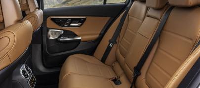 Mercedes-Benz C-Class All-Terrain (2022) - picture 39 of 40
