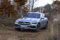 Mercedes-Benz C-Class All-Terrain (2022) - picture 19 of 40