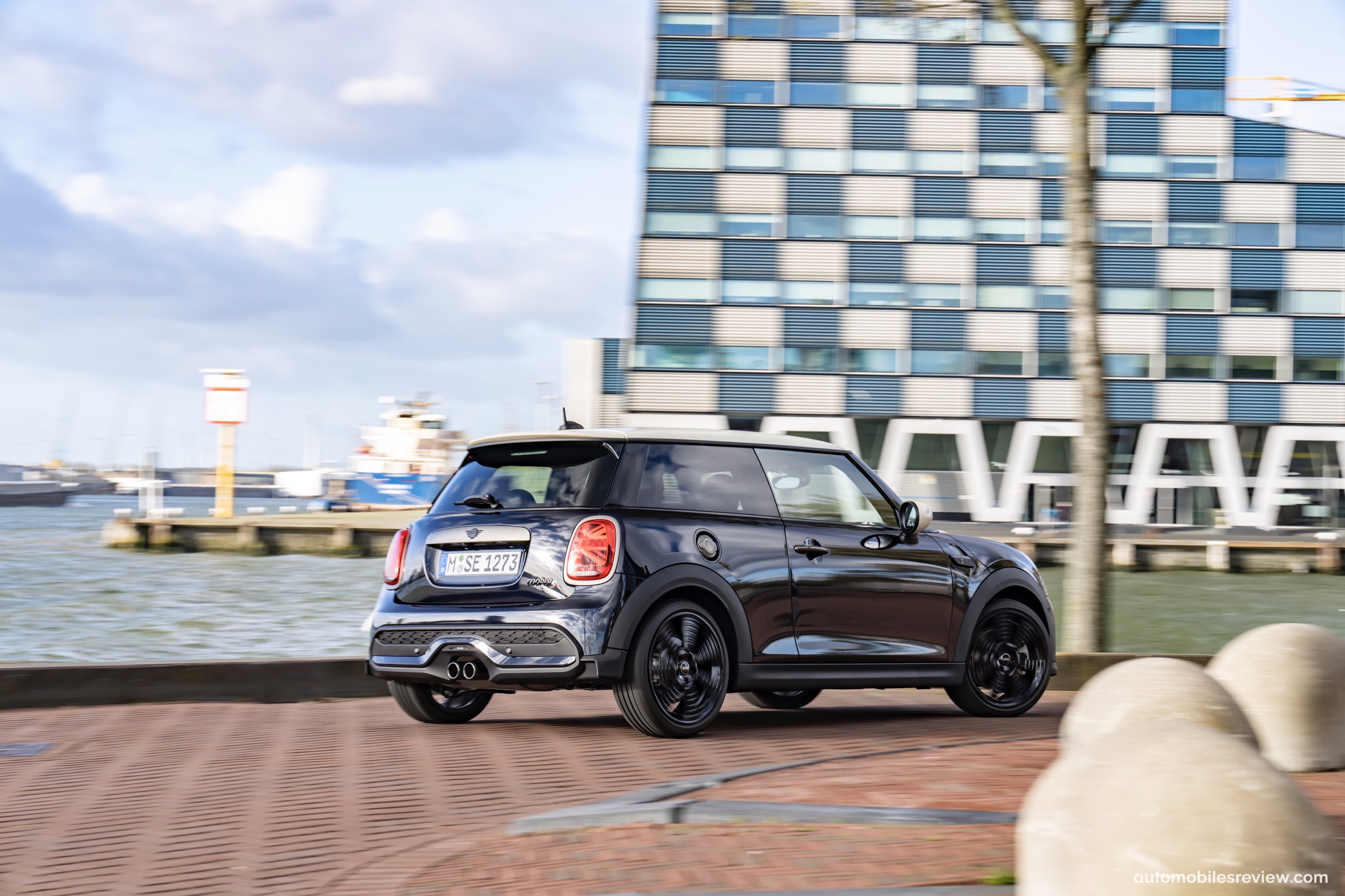 Mini Cooper S 3-door Resolute Edition