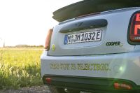 Mini Cooper SE Convertible Concept (2022)